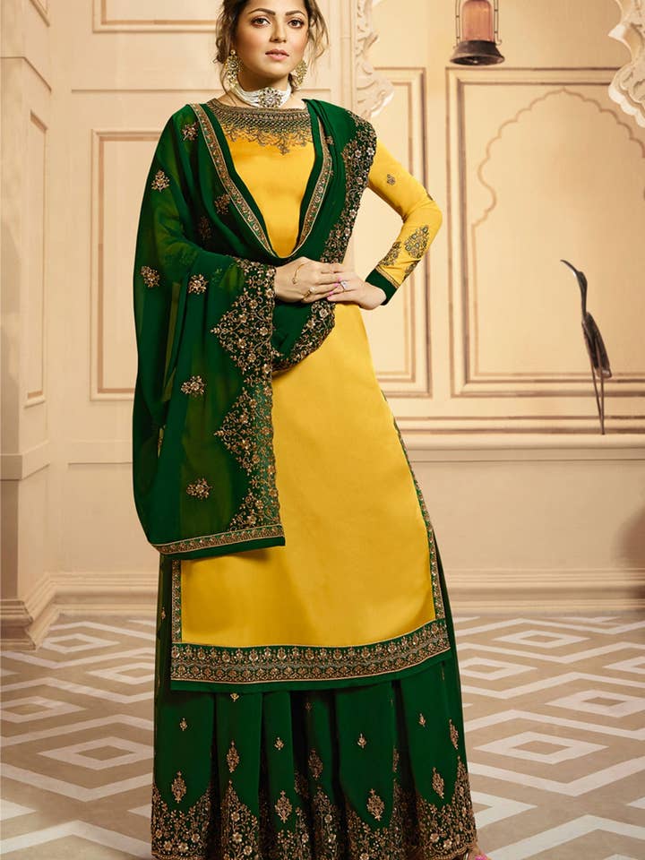 Gouden Satijnen Georgette Kameez Met Rok Voor Indiaas Festival & Pakistaanse Bruiloft - Borduurwerk voor wholesale door HATKE BRIDE