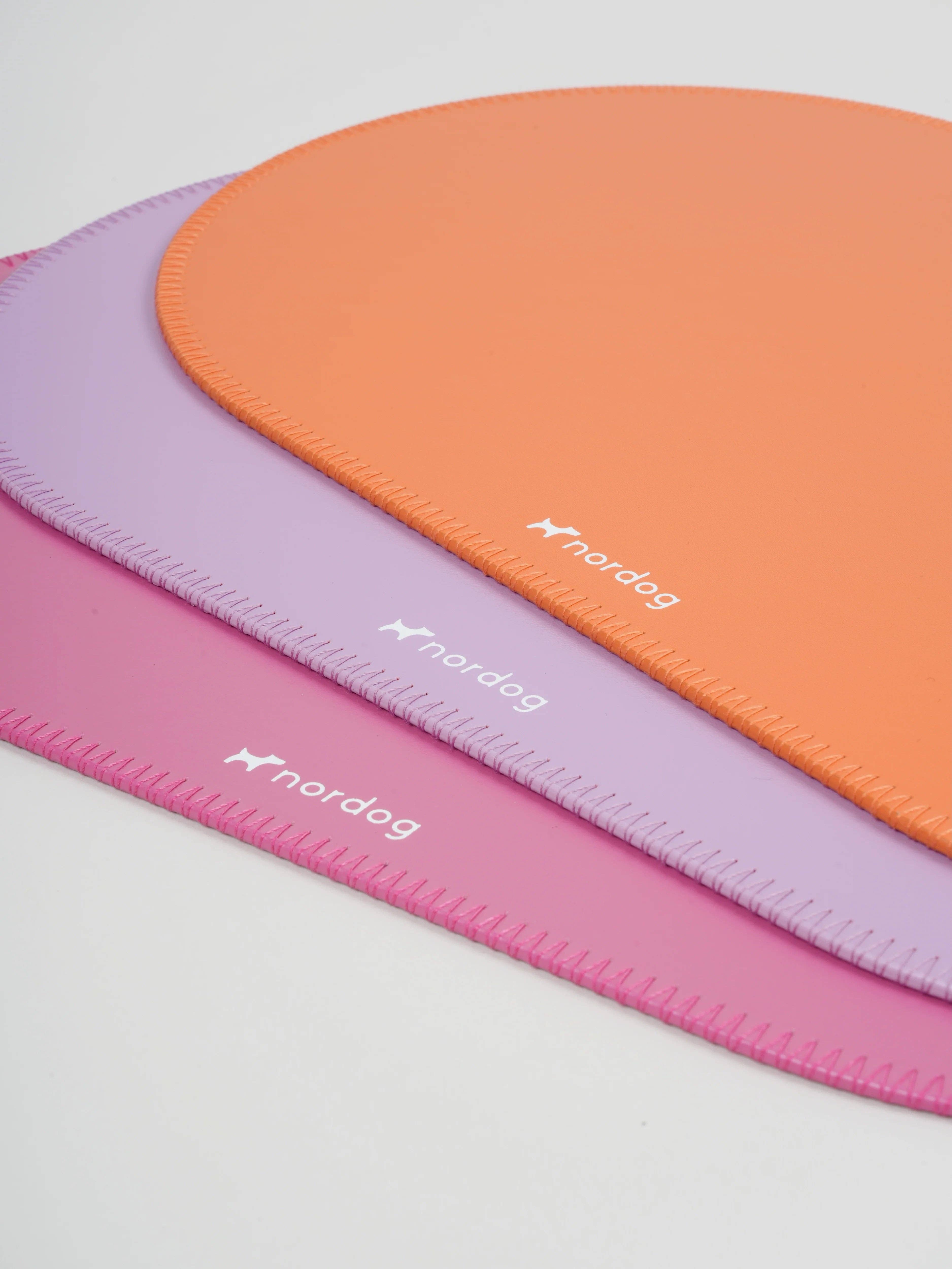 Nordog – wholesale Pet food mat – Dog – Placemat for dog bowls (pink, round)6