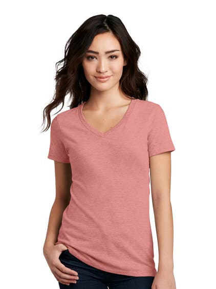 Camiseta Decote em V District® Women’s Perfect Blend® CVC por atacado de Print The Dream