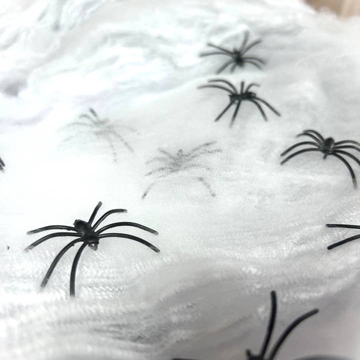 Stylex Party - Wholesale Decal - Party Decorations - Fake Spider Webs 100G with Spiders Halloween Decor