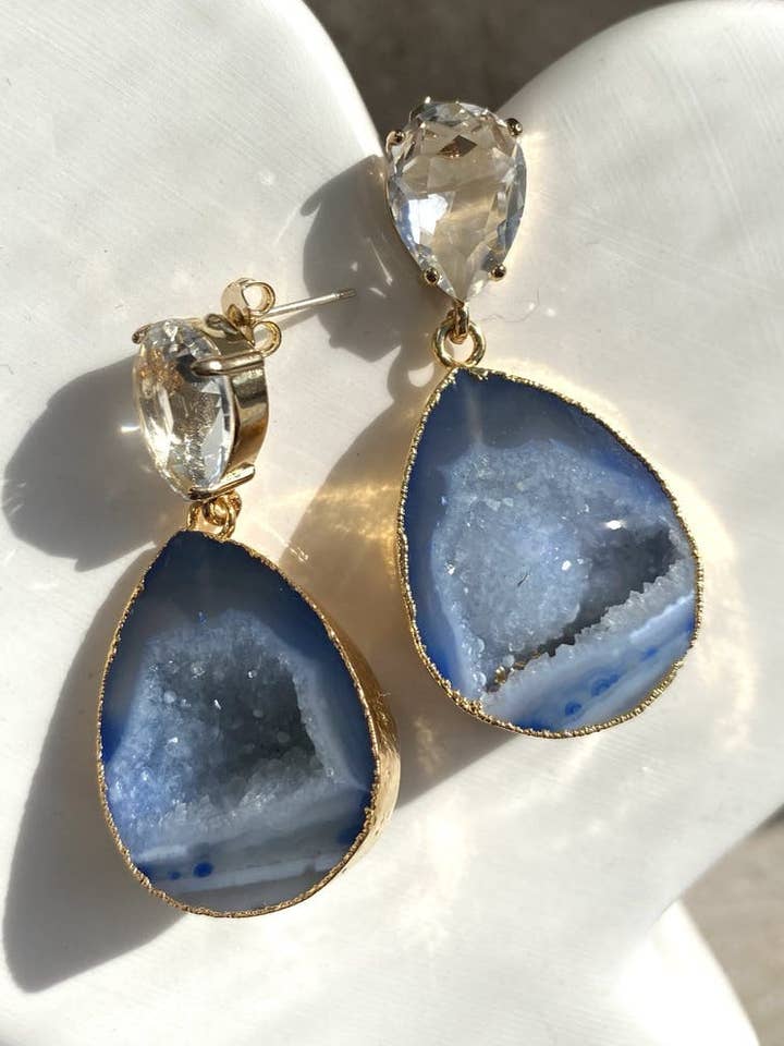 Wave earring for wholesale by Nathalie Pill Creation