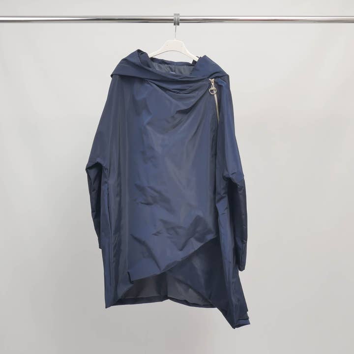 Cecile Wang - Wholesale Raincoat - Women's - Asymmetrical waterproof hooded jacket – ref HM7102