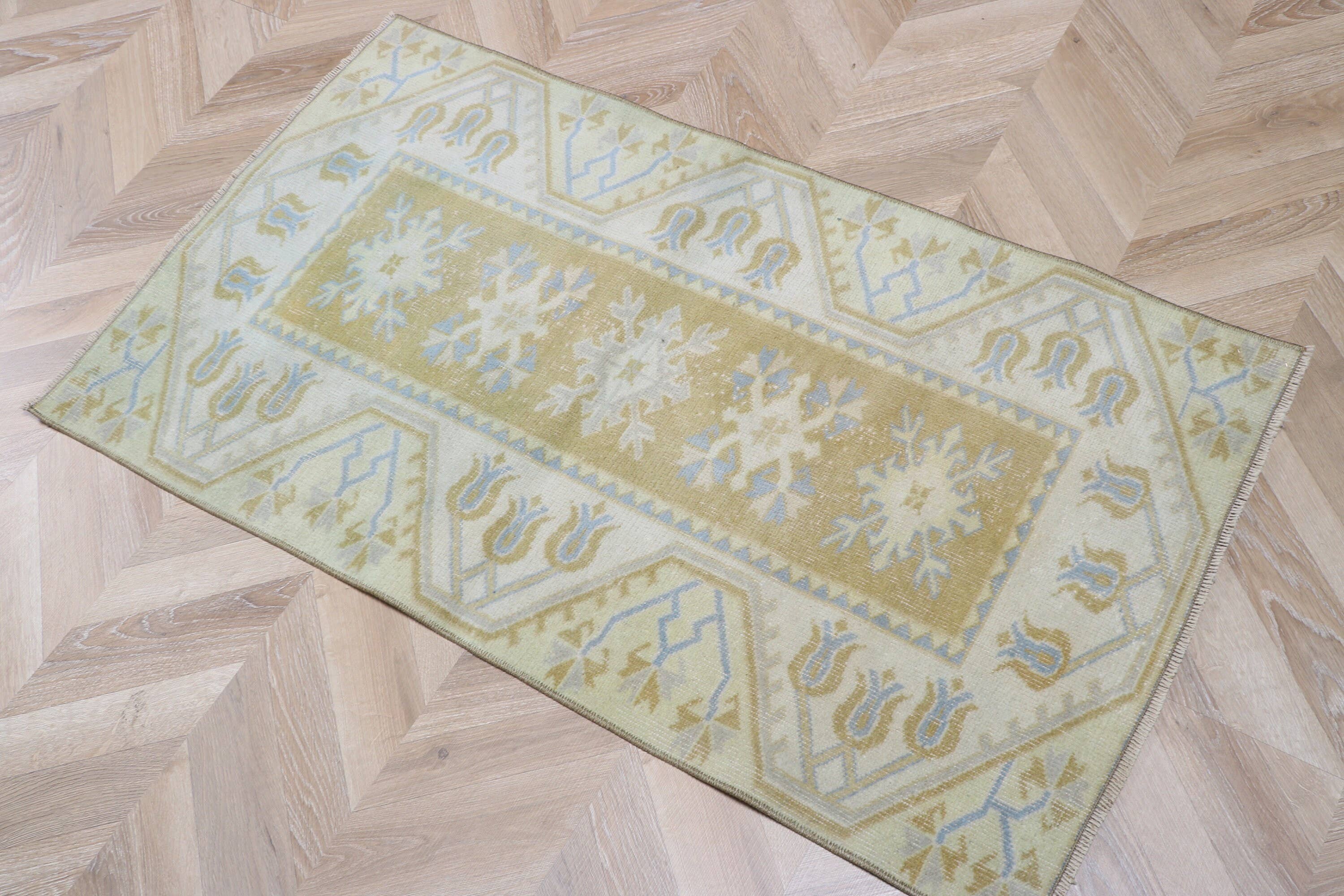 The Loom Wholesale - Wholesale Area Rug - Vintage Turkish Wool Anatolian Aztec Tribal Rugs2