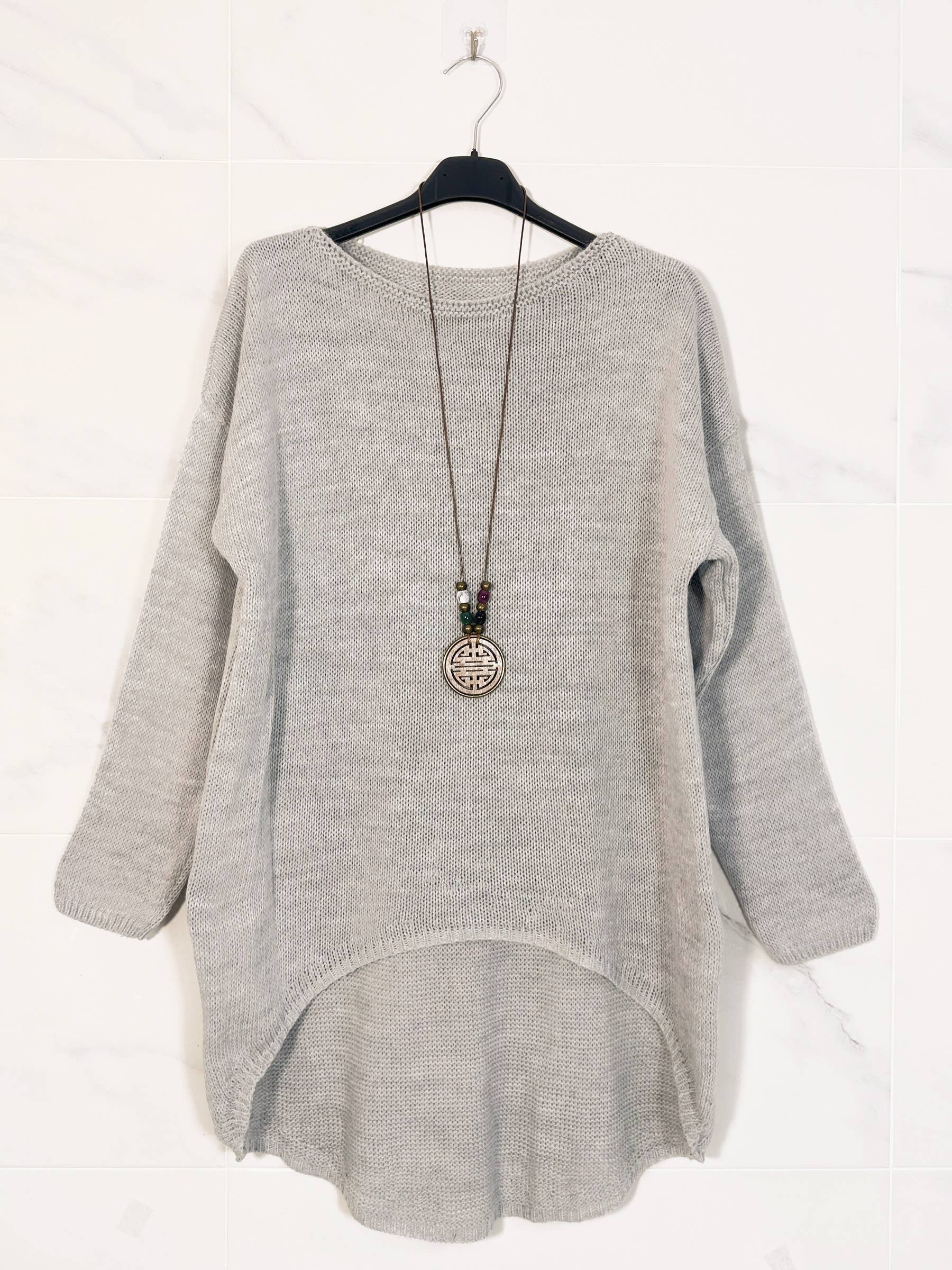 ZAFA PARIS - Wholesale Knit Sweater - Women's - 71FZ0H056-Knit sweater with boat neckline and necklace.0