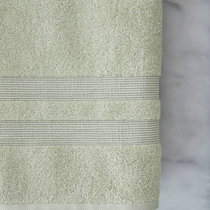 Torres Novas UK - Wholesale Bath Towel - Khaki green Elegance