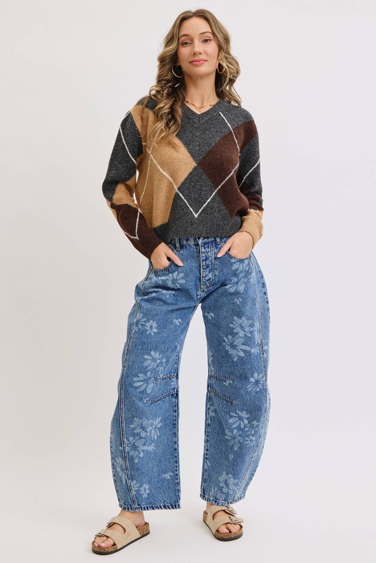 FLORAL PRINT DENIM BARREL JEANS for wholesale on Faire33