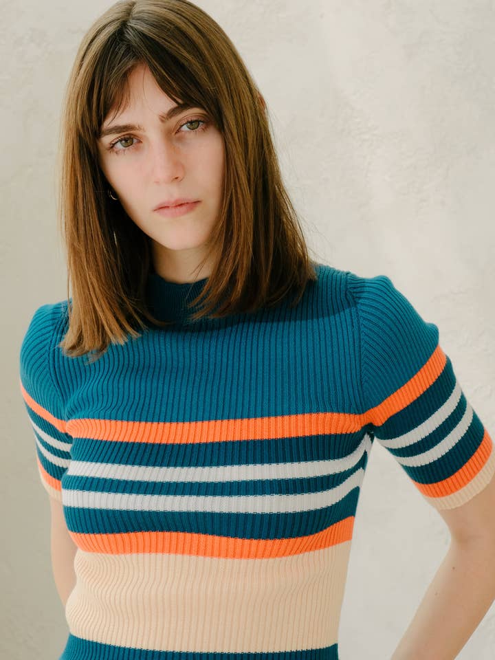 Lèmme – wholesale Stickad topp - Dam – Ribbad T-shirt i Pima-bomull med ränder3