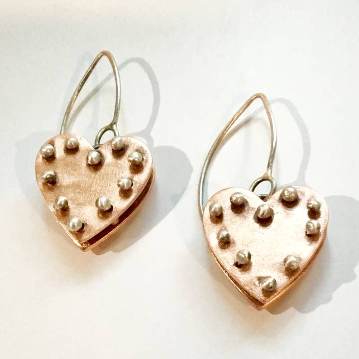 Rivet Hearts pour la vente par JL Merrill Metalworks