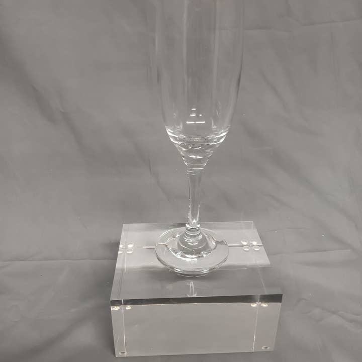 Plasticmart - Wholesale Decorative Tabletop Object - 2.50" Clear Acrylic/Lucite/Plexiglass Blocks9
