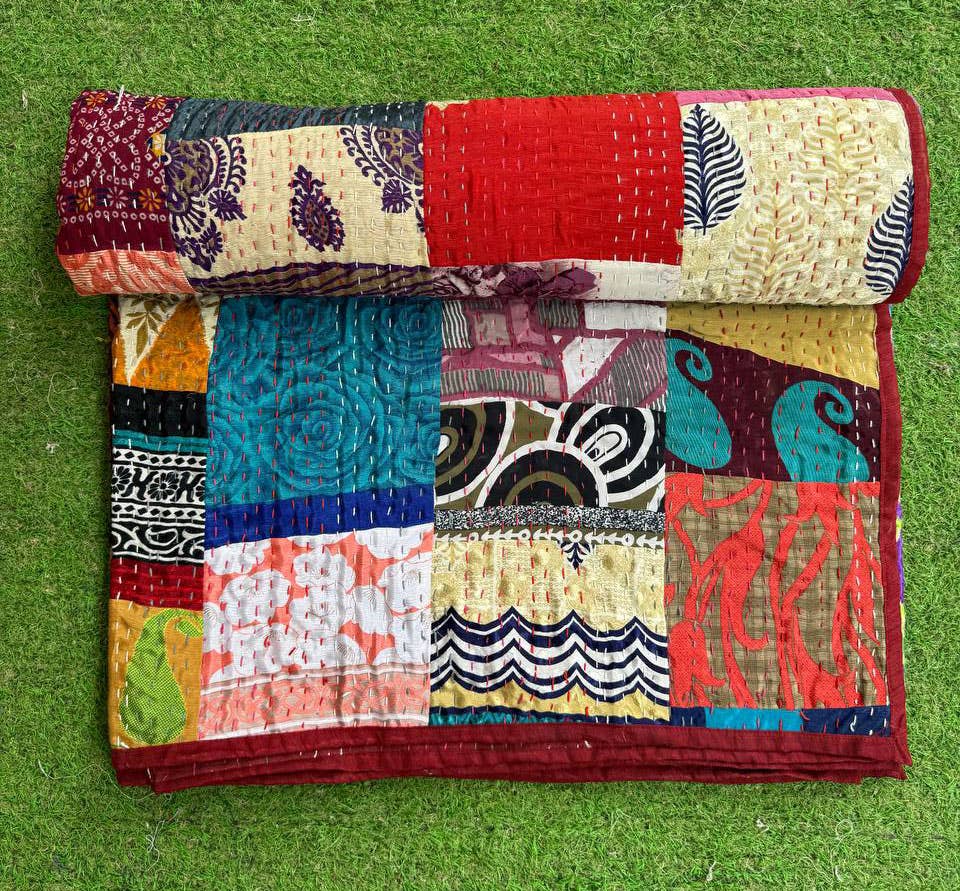 bhavnas boutique – Edredão por atacado – Colcha de Retalhos de Seda Kantha Costurada para Quarto7
