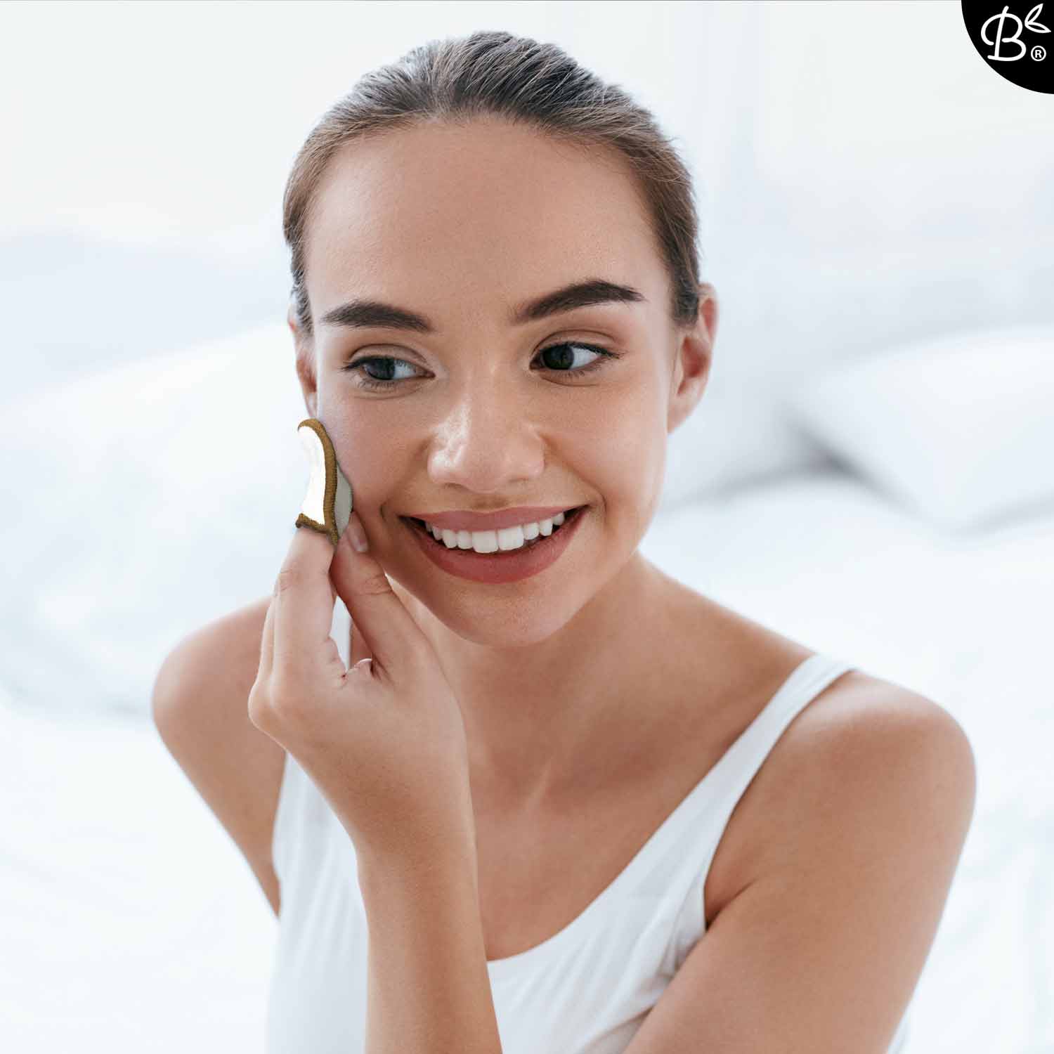 Bamboozy x Cosmeau - Wholesale Cotton Pad - 16x White Reusable Cotton Pads 4-Layers + Bamboo Holder5