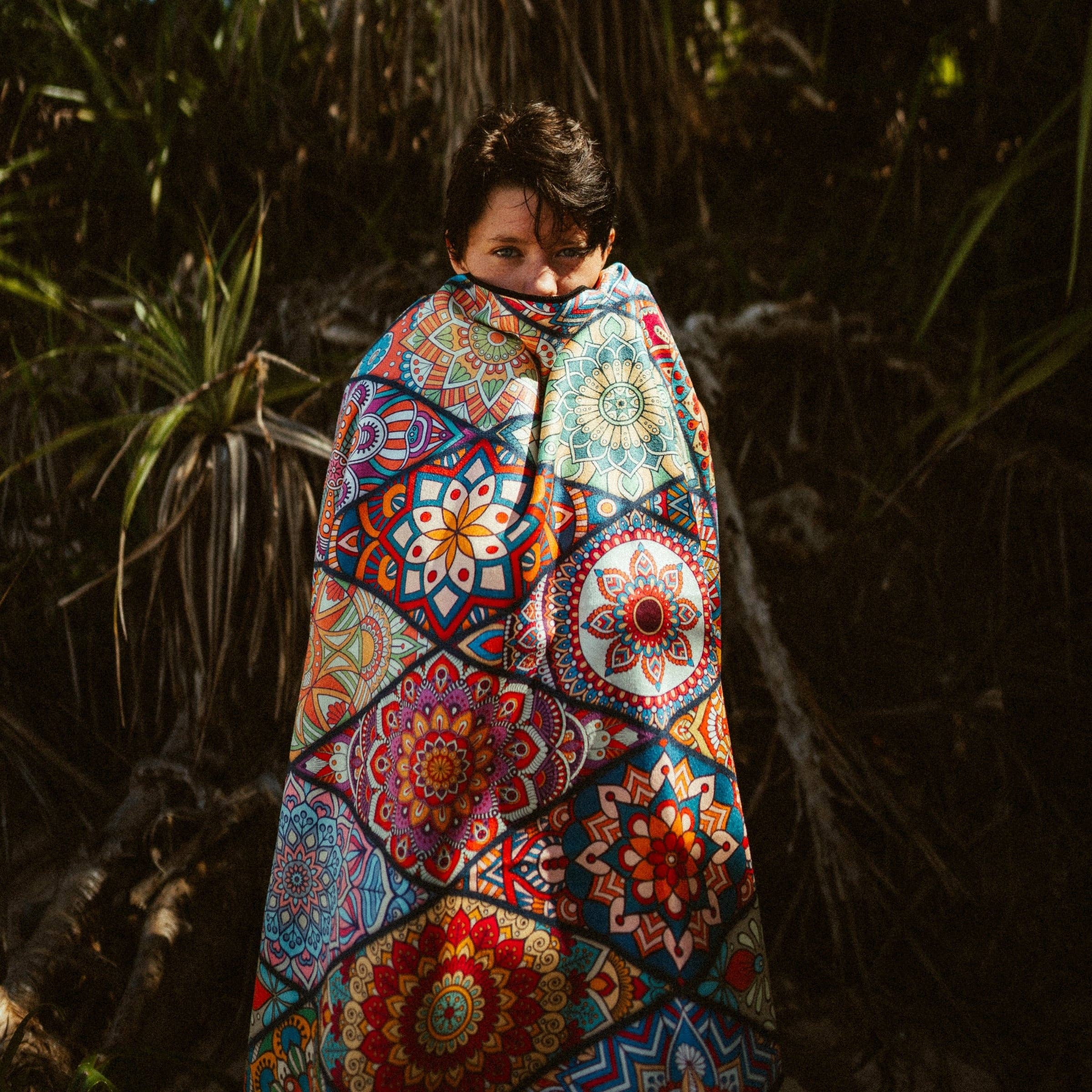 WOODSANDWAVES - Wholesale Beach Towel - Mosaics - Sand-Repellent Beach Towel with Secret Pocket (180cm x 80cm)5