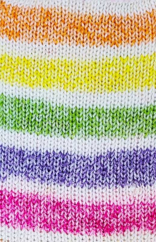 Wollbiene – wholesale Garn – Ullbi Splash Antipilling Färgskiftande Garn 100gr1