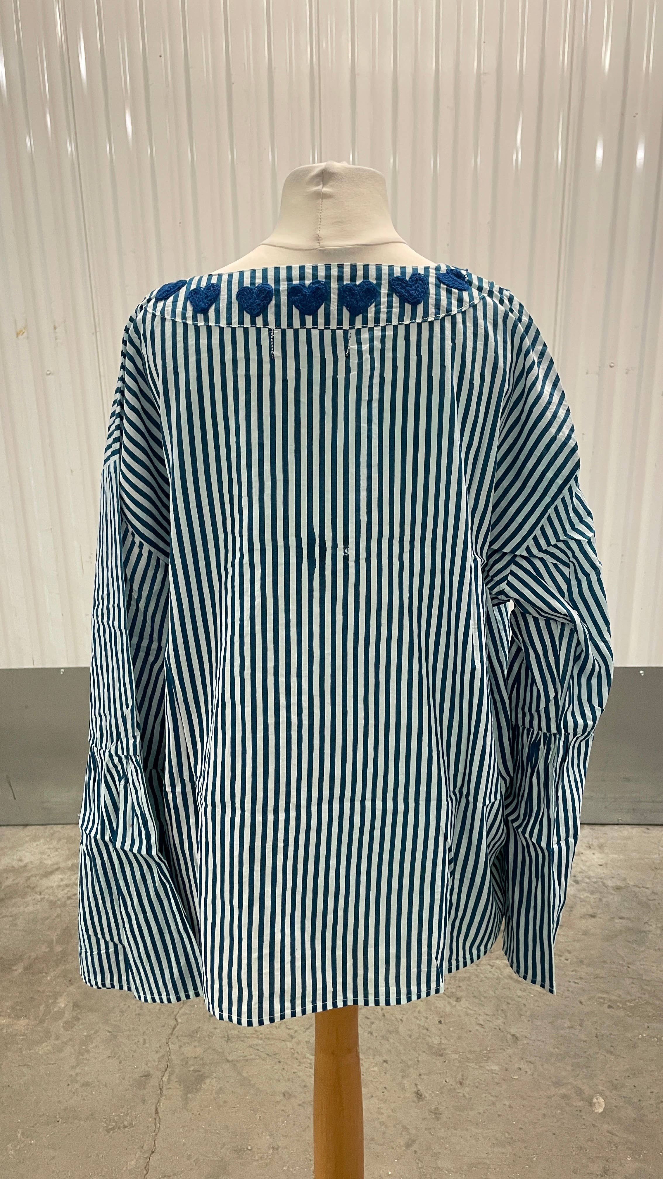 Funky Yak Ltd – wholesale Buttoned-down shirt – Women's – Hand Block Print 100%  Cotton Shirt1