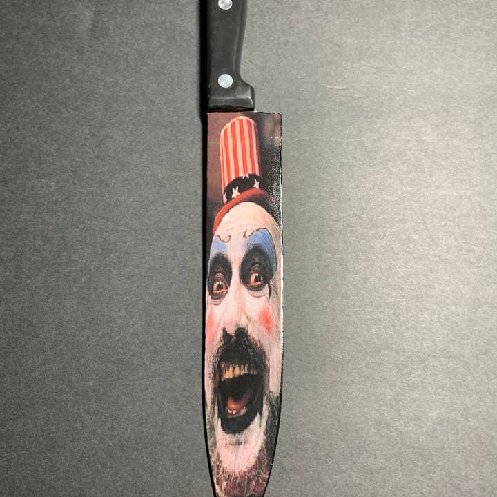 Dead Dave Designs - Wholesale Kitchen/Utility Knife - Captain Spaulding House of 1000 Corpses Kitchen Knife With/Without Sublimated Stand