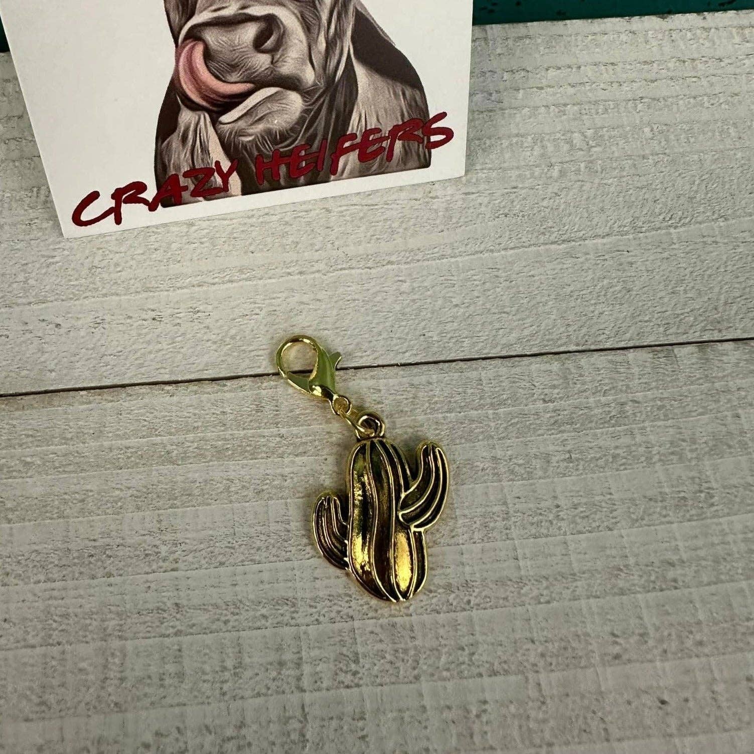 Crazy Heifers Wholesale - Wholesale Individual Charm/Pendant - Clip-on Charms Gold Tone V287