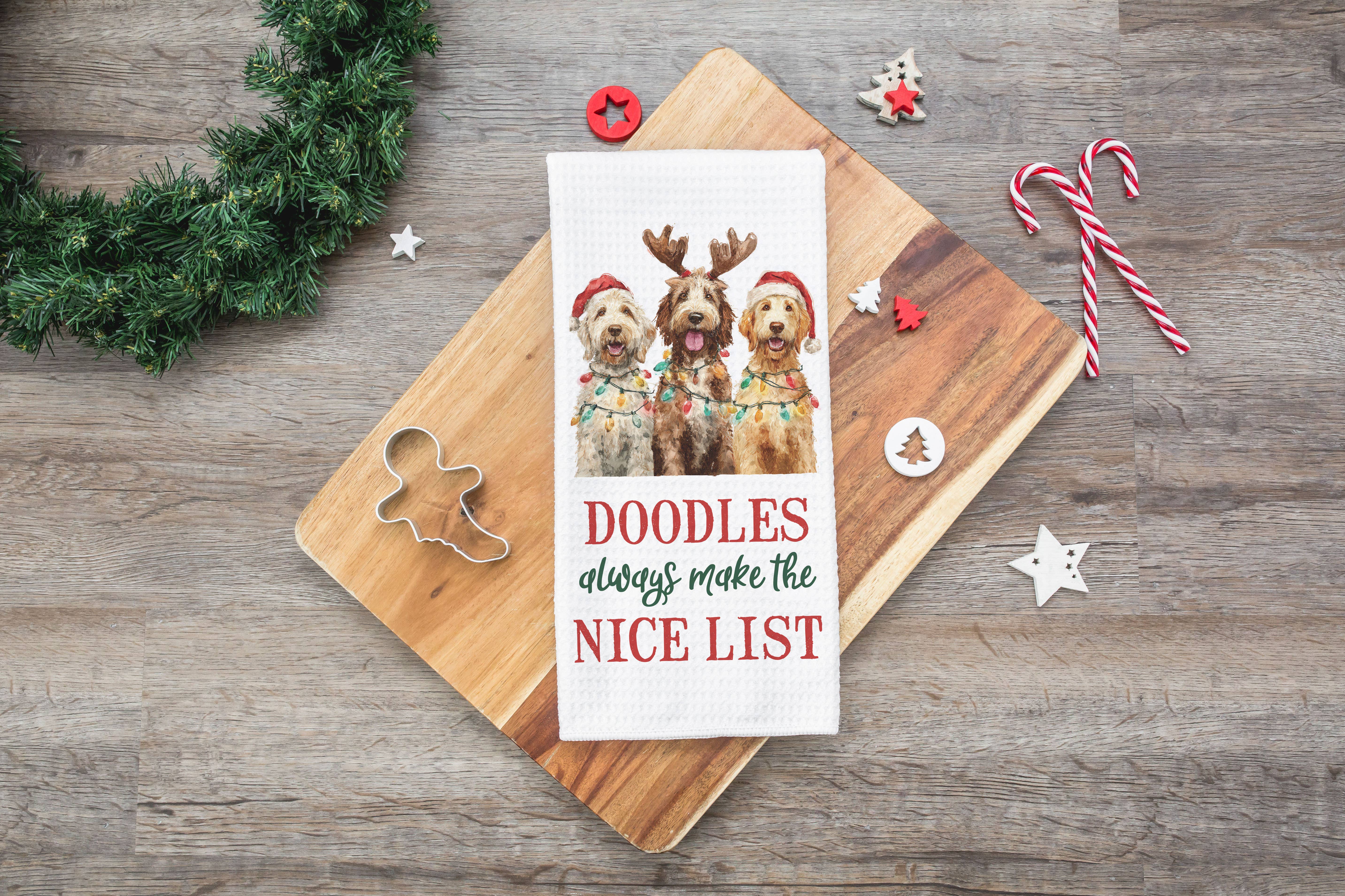 Canary Road - Vente Torchons - Chien de Noël Doodle Liste des gentils Torchons de cuisine Fête des animaux1