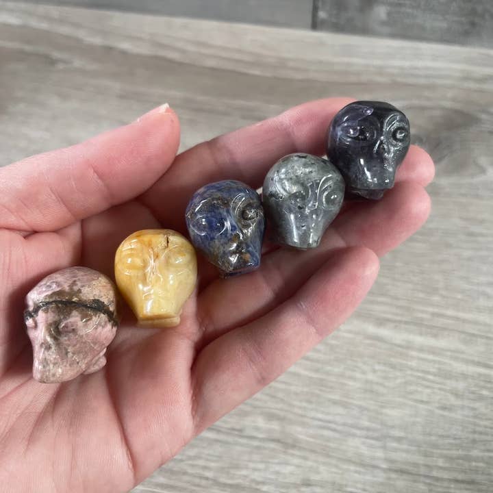 Keystone Crystals - Wholesale Spiritual stone/crystal - Assorted Gemstone Skull Figurines – Crystal Carvings in Bulk17