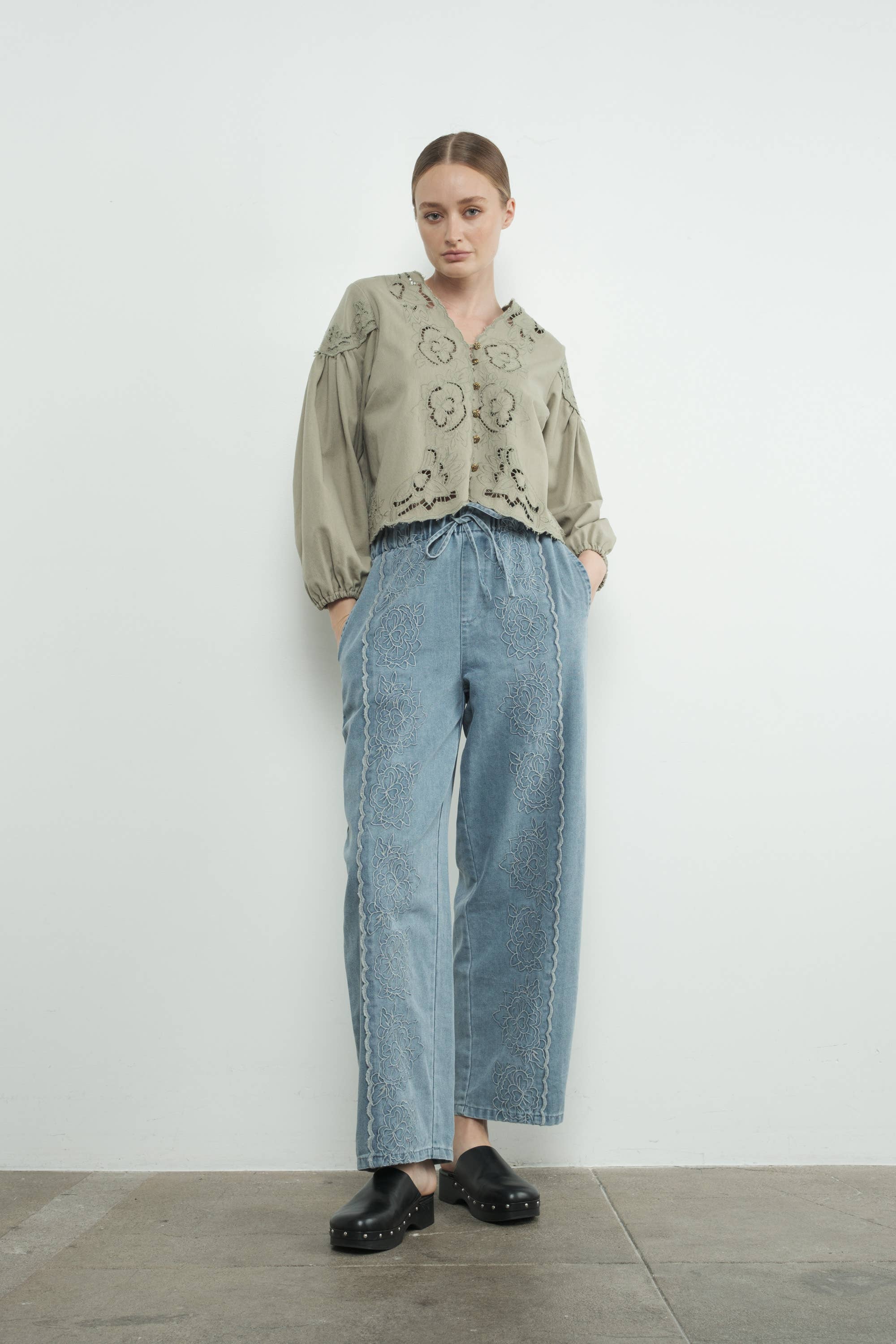 Aaron & Amber - Wholesale Blouse - Women's - MAT2892 DENIM EMBROIDERY VOLUME SLEEVE BLOUSE TOP12