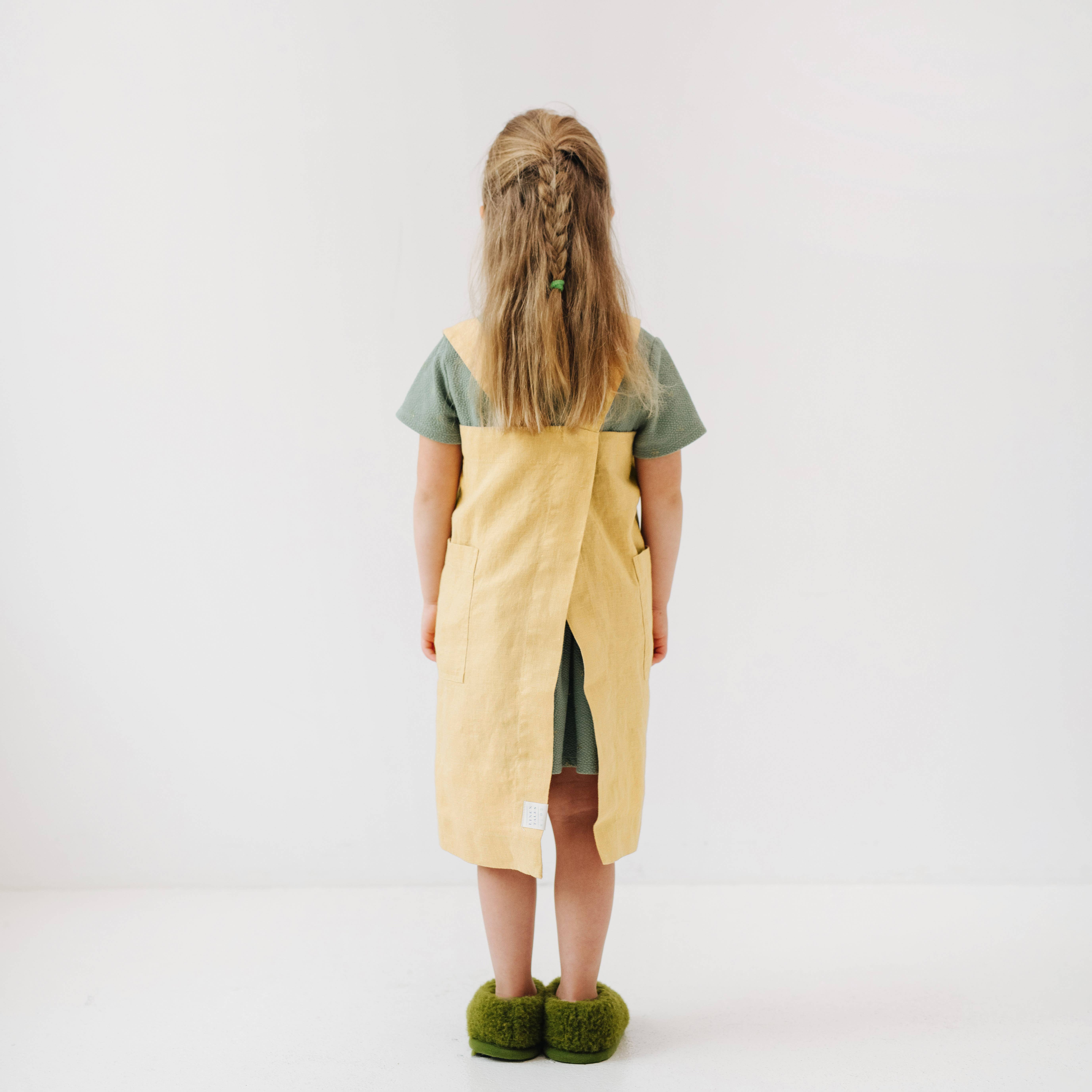 Linen Tales (We cover U.S. import duties) - Wholesale Apron - Kids - Kids Linen Pinafore Apron in Various Colors13