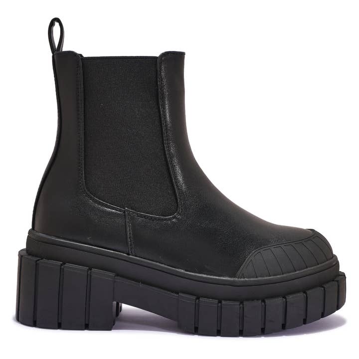 HUNCH1 EXTREME CHUNKY TOE CAP CLEATED GUSSET BOOT för wholesale av City Shoes