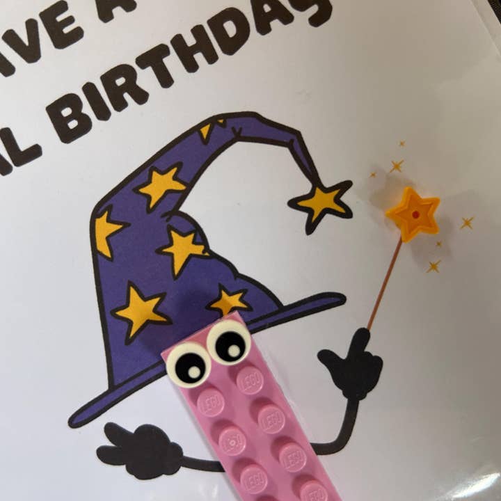 Stud Universe - Vendita all'ingrosso Biglietti di auguri - Magico biglietto di compleanno realizzato con autentici pezzi LEGO