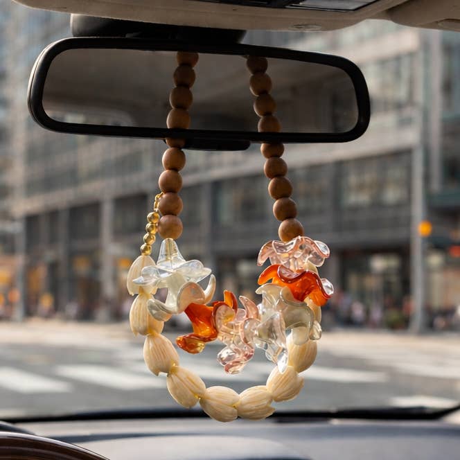 Leo & Lei - Wholesale Car Decorative Charm - Unisex - Puakenikeni Car Lei – Handmade Car Mirror & Auto Accessory