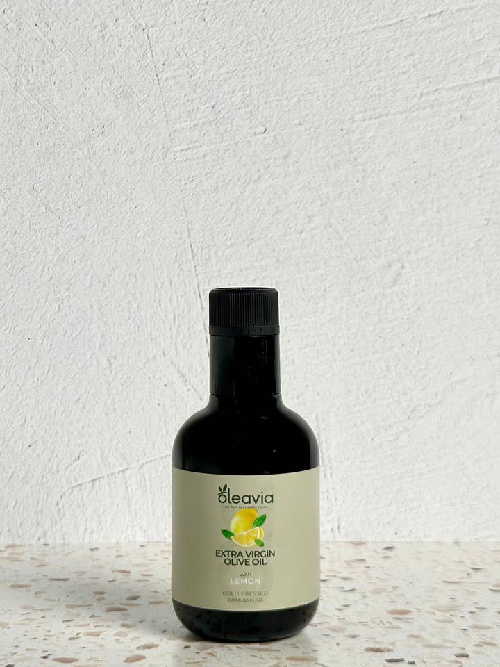 Oleavia Citroen Geïnfuseerde Extra Vierge Olijfolie 250ml voor wholesale door Coccinella- Mediterranean Heritage