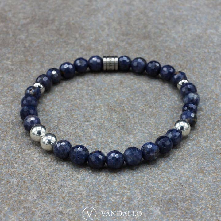 Hatima bracelet for wholesale by Vandallo