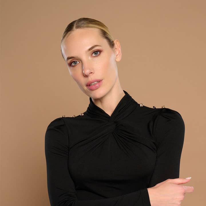 SORT ILENIA TOP for engroshandel hos Minueto