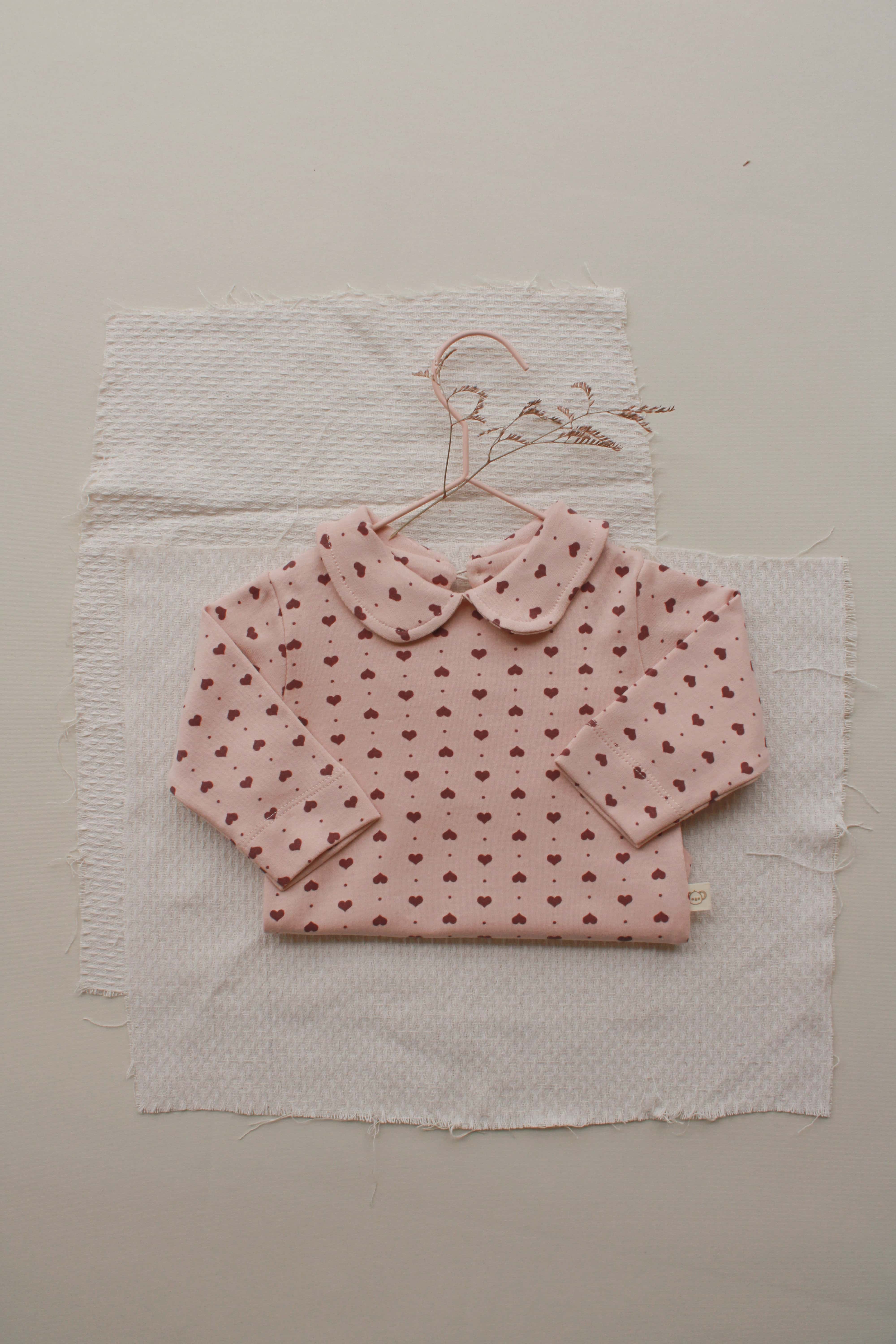 Honey and Hive - Wholesale Top & Pant Set - Baby - Pink Heart Collar 2 Piece Set3
