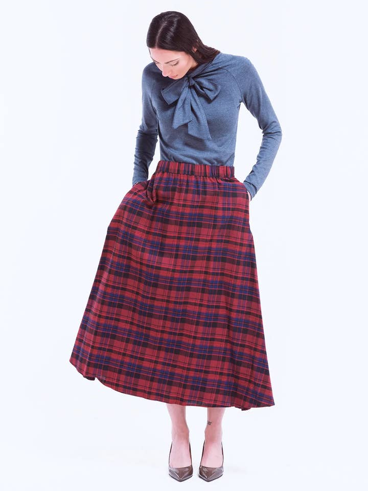 ELENELEN SRL - Wholesale Knit Top - Women's - Raglan sweater with blue bow1