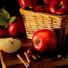 Warm Glow Candle Company - Wholesale Fragrance Oil - Apple Cinnamon Atomizer Oils1