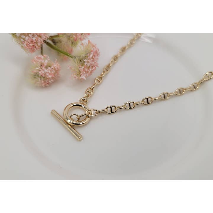 TOGGLE CLASP LINK CHAIN TURNISH FREE NECKLACE. for wholesale by BETTYOH INC