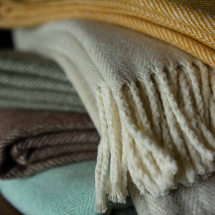 Evangeline Linens - Wholesale Throw Blanket - NEW! Cotton Herringbone Throws6