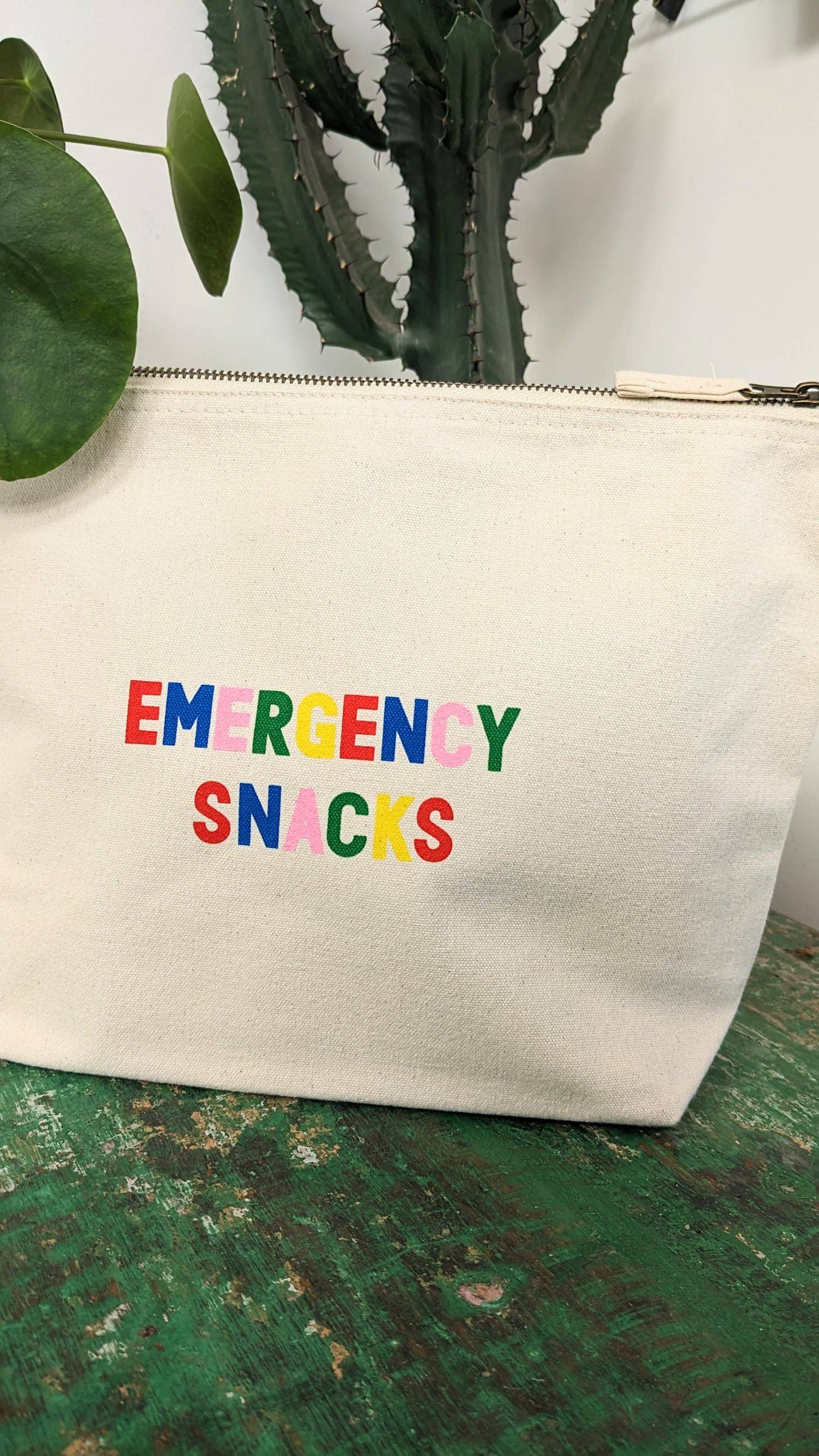 What Ted Wore - Wholesale Pouch - Women's - The Emergency Snacks Pouch1