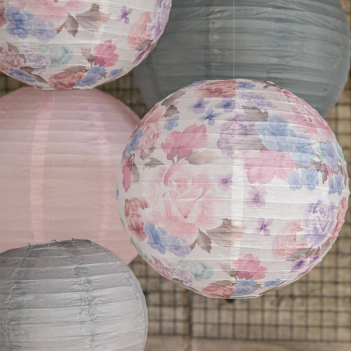 Weddingstar Inc. – wholesale Paper lantern/lamp – Round Paper Lantern With Vintage Floral Print - Small