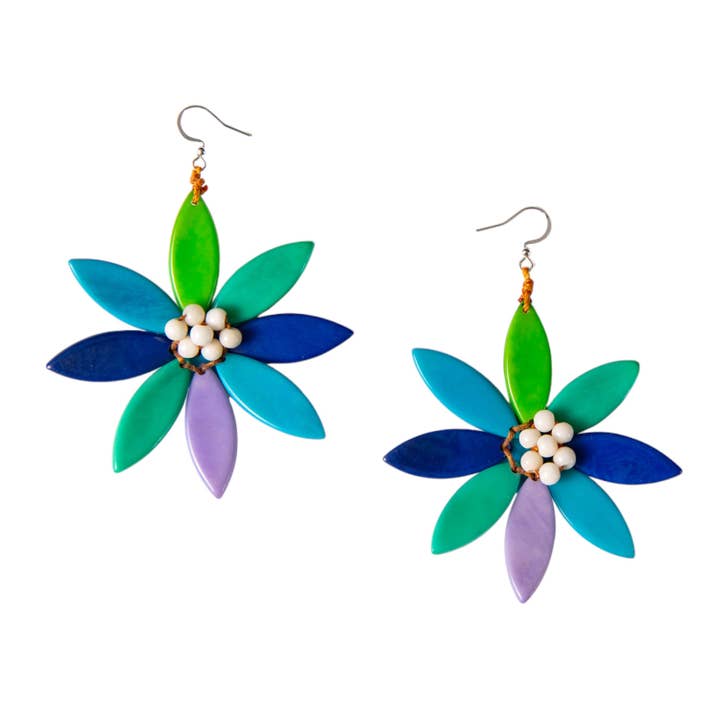 Orecchini Vizcaya per la vendita all'ingrosso da parte di Organic Tagua Jewelry