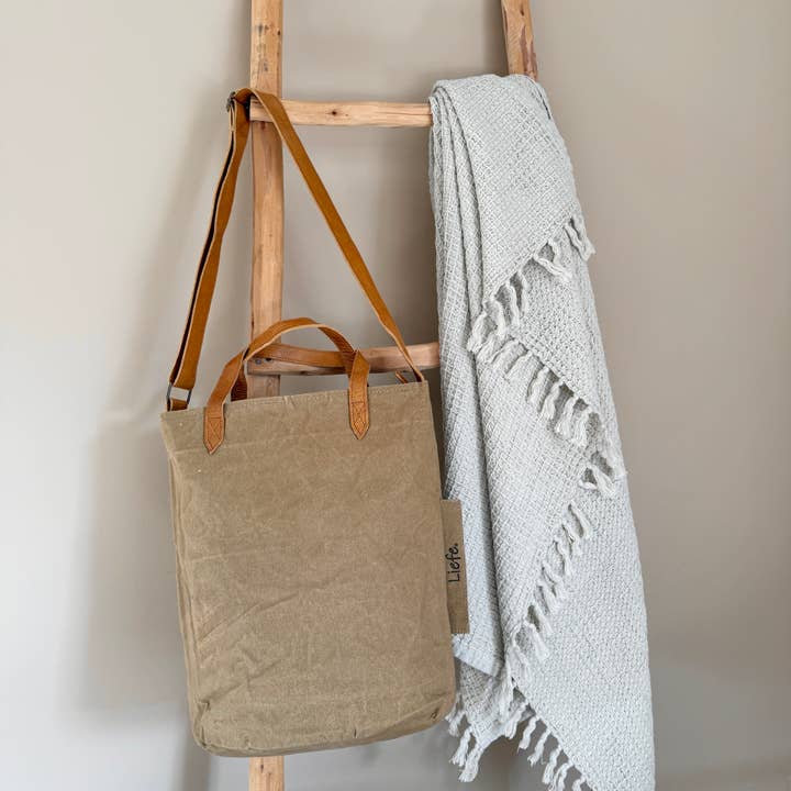 Vintage BucketBag (mörk canvas) - rå för wholesale av Liefe NL