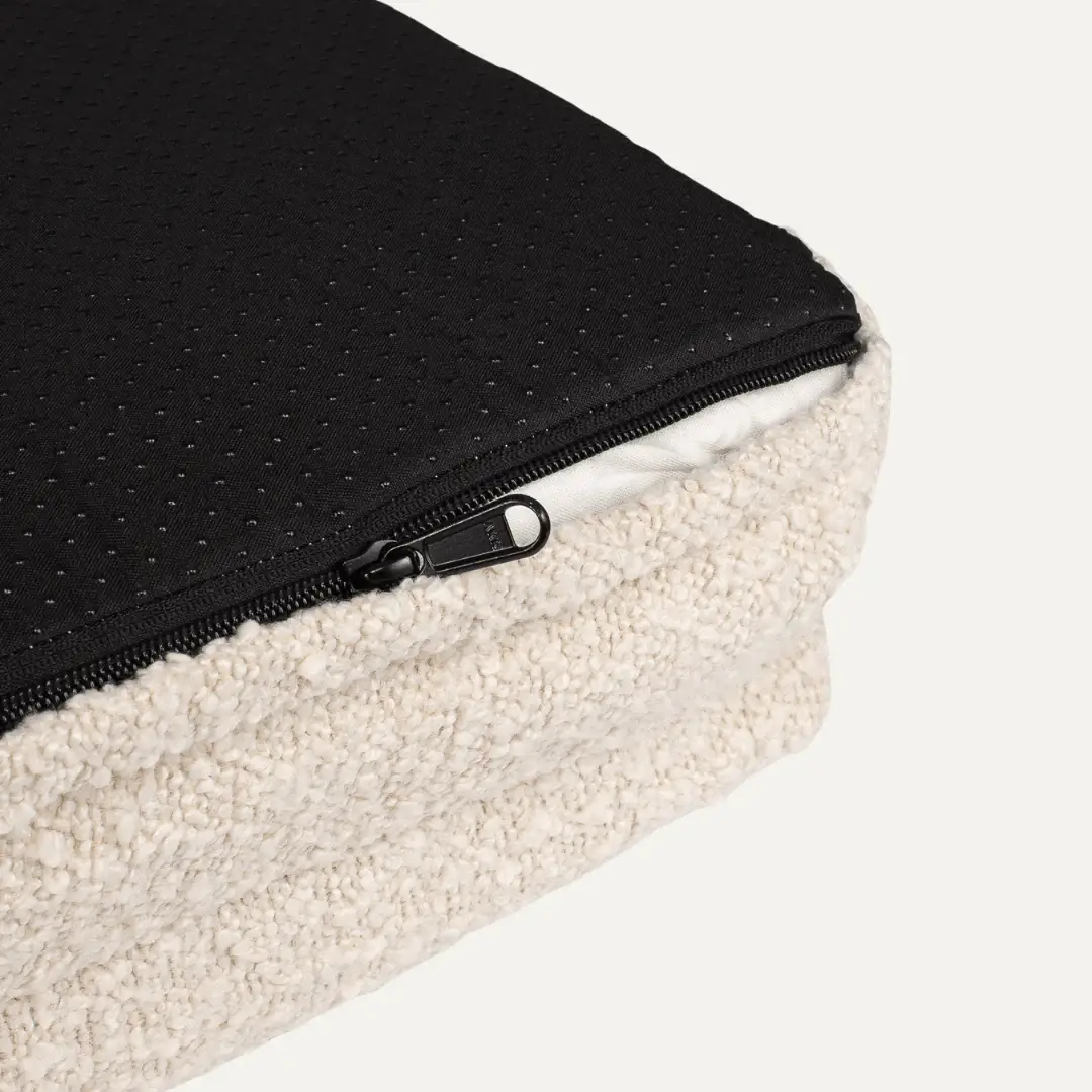 Bouclé Oslo – wholesale Husdjursbädd – Hund – Bouclé Säng Vit Liten4