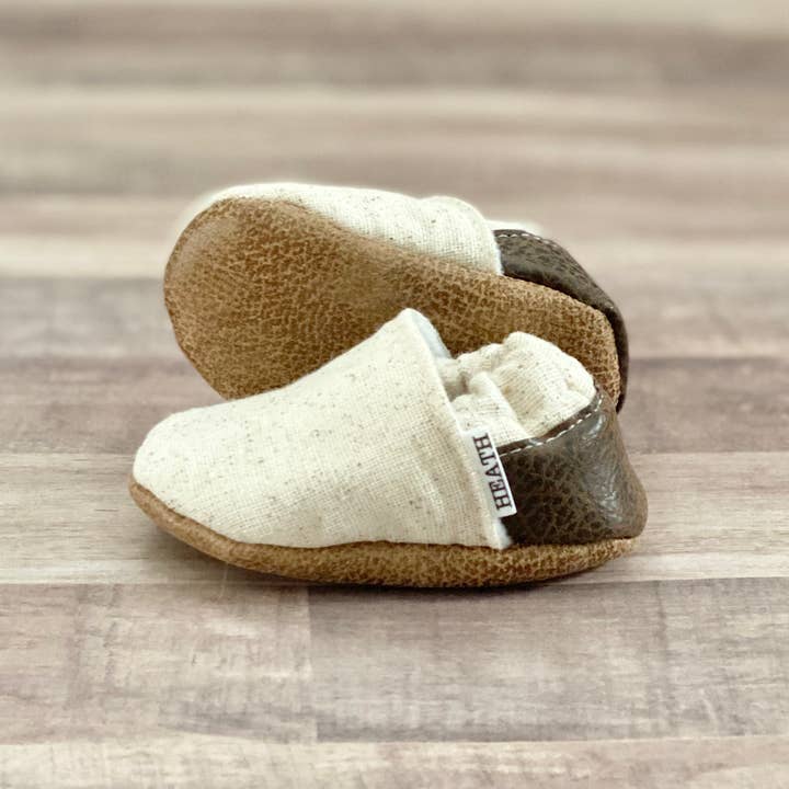 Trendy Baby Mocc Shop - Wholesale Moccasins - Kids - Speckled Tan Angled Moccasins1