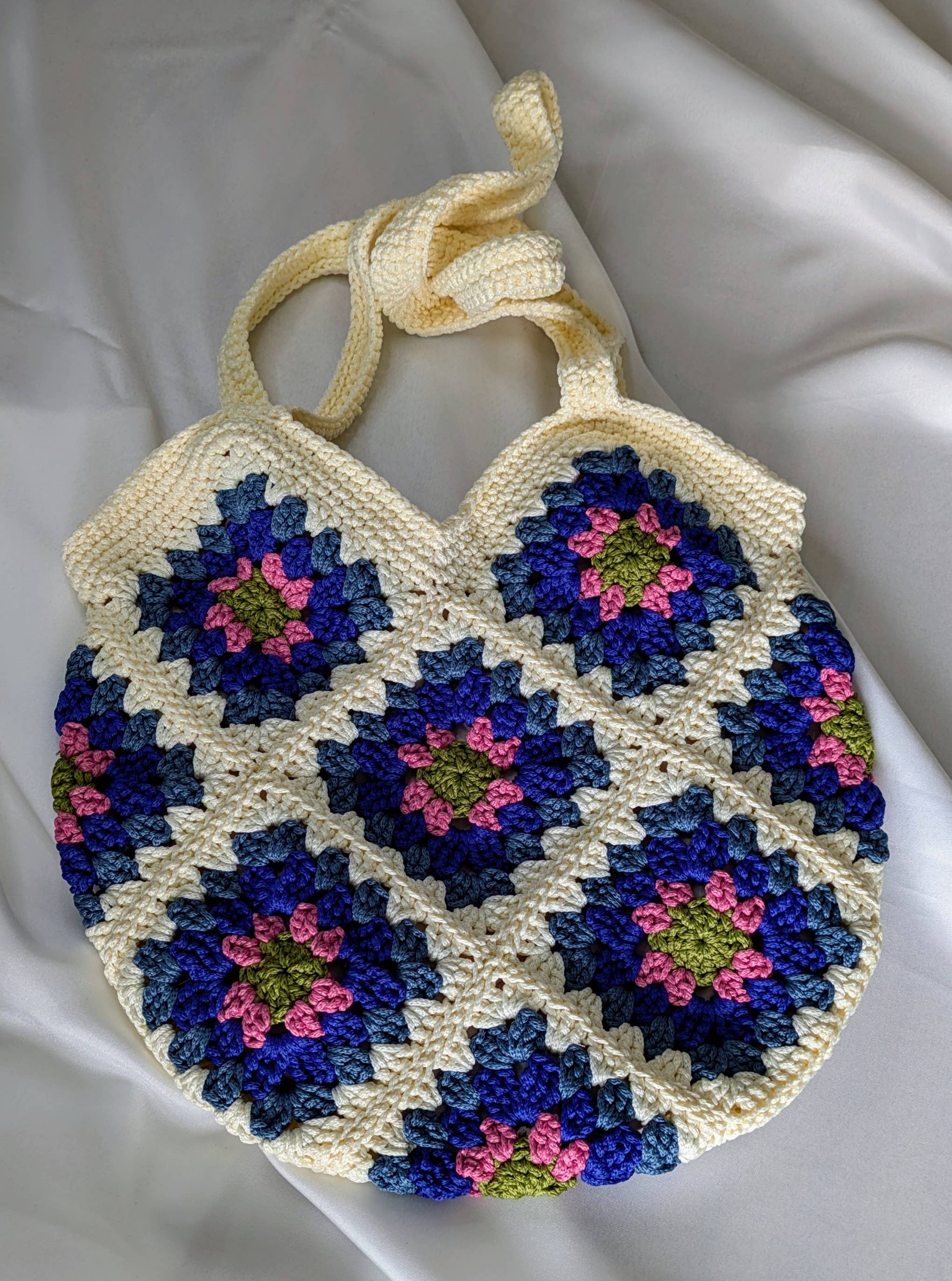 Janzy - Wholesale Tote Bag - Women's - Handmade Mini Floral Crochet Tote Bag4