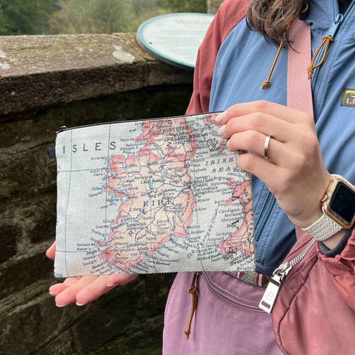 Daisy Mae Designs - Wholesale Pouch - Unisex - Custom Map Personalized Bag Wristlet Travel Pouch Makeup Bag2
