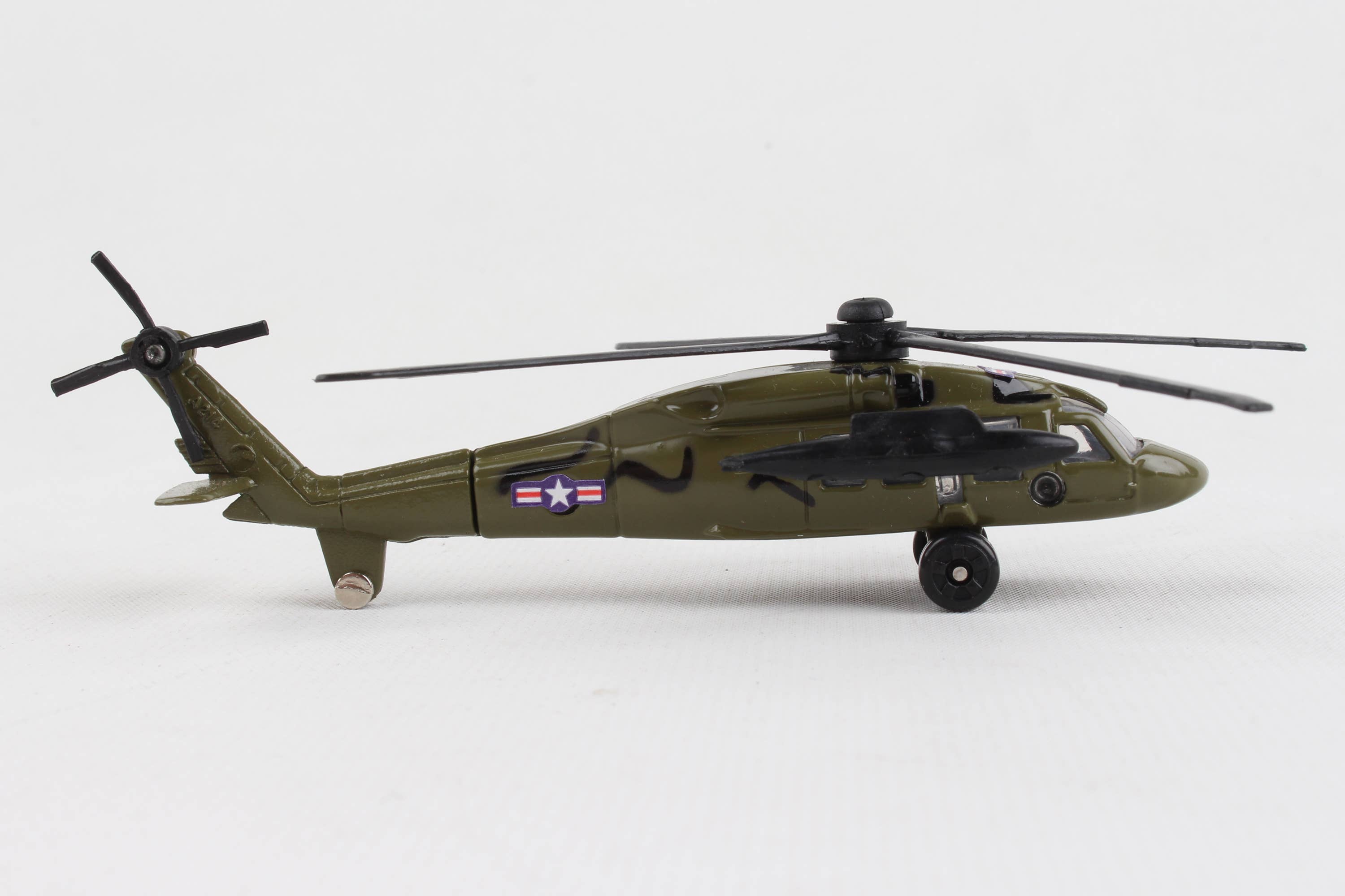 Daron Worldwide Trading - Venta al por mayor Avión de juguete - Niños - HELICÓPTERO RW060 RUNWAY24 BLACK HAWK2