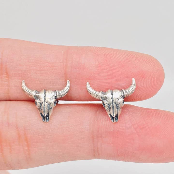 Mio Queena - Wholesale Stud/Post Earrings - S925 Sterling Silver Skull Head of Goat Ear Studs - GT
