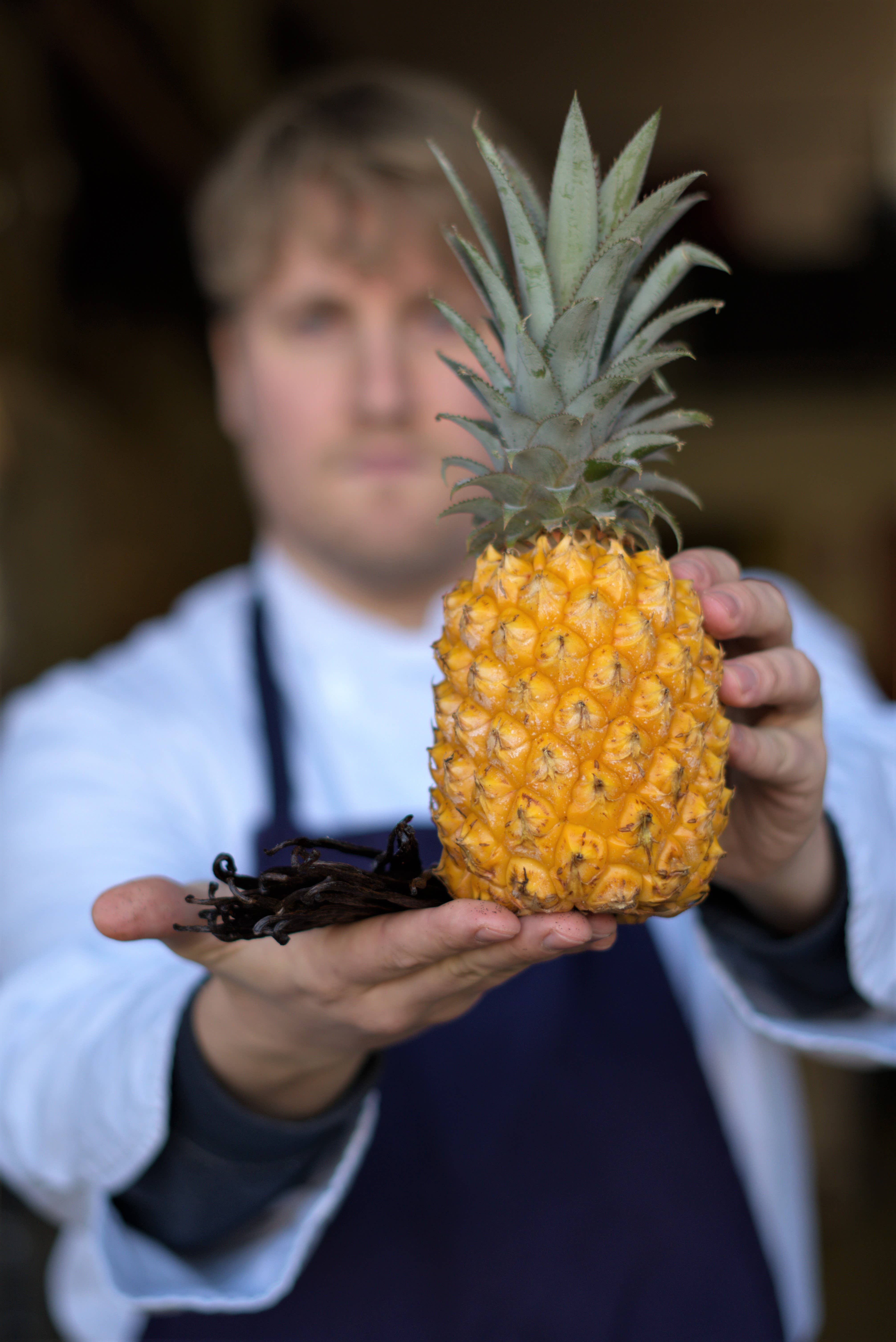 L'ARRANGÉ FRANÇAIS - Wholesale Non-Alcoholic Spirits/Wine/Beer - Arranged Rum: Victoria Pineapple - Bourbon Vanilla1