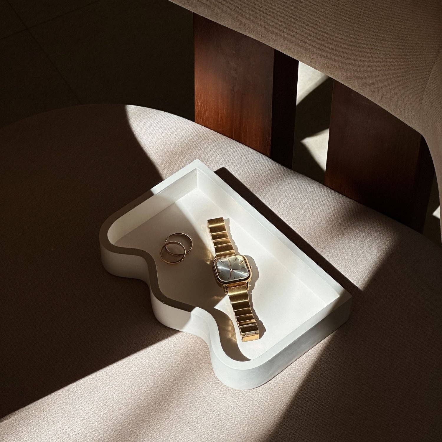 Piedra Luna La Bandeja Ondulada Marloe de venta al por mayor en Faire1