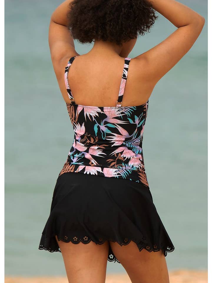 Multi Hållbar Tankini Top Blush Floral för wholesale på Faire