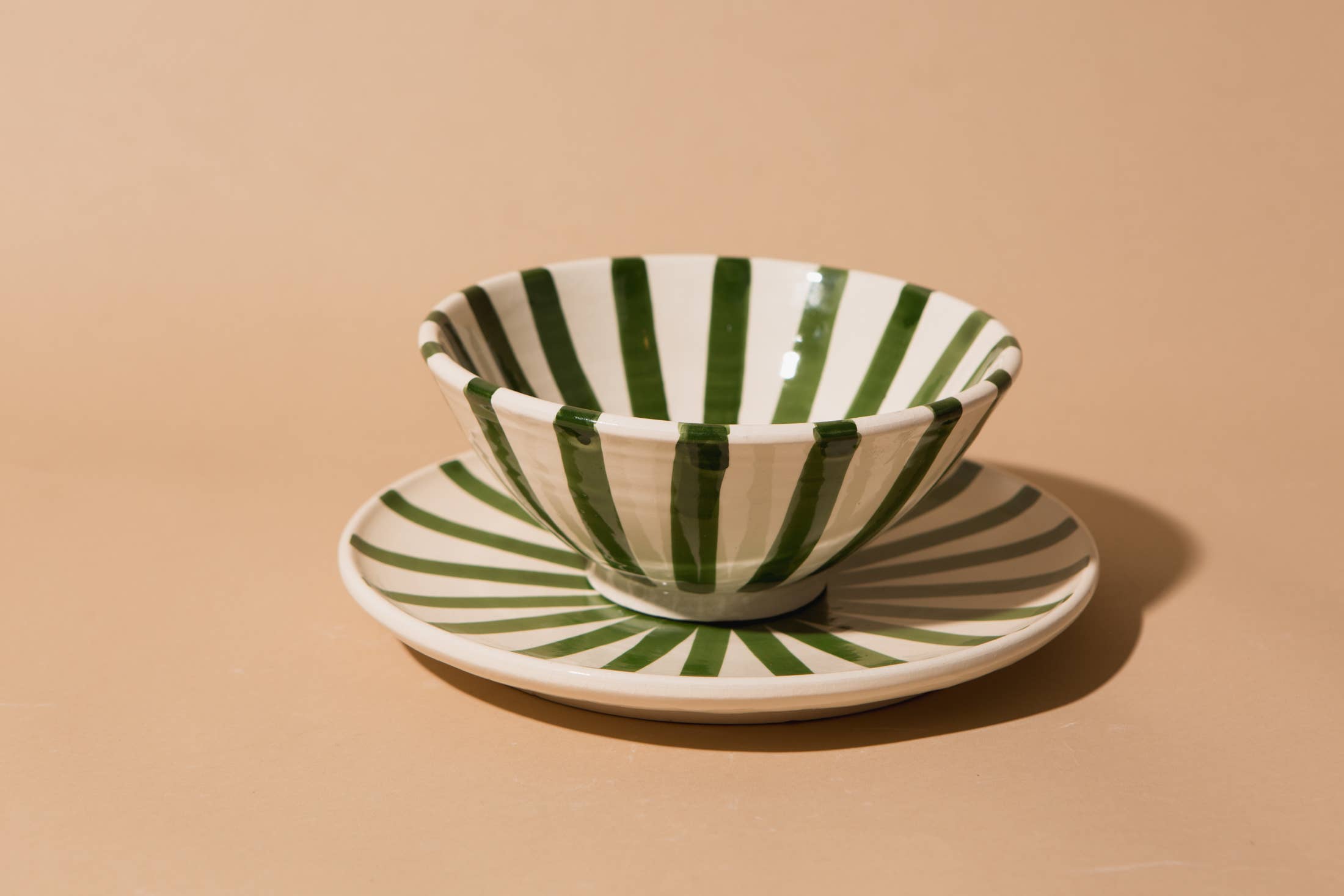 Pink Cactus & Co - Wholesale Decorative Plate/Dish/Bowl - Stripe Plate2