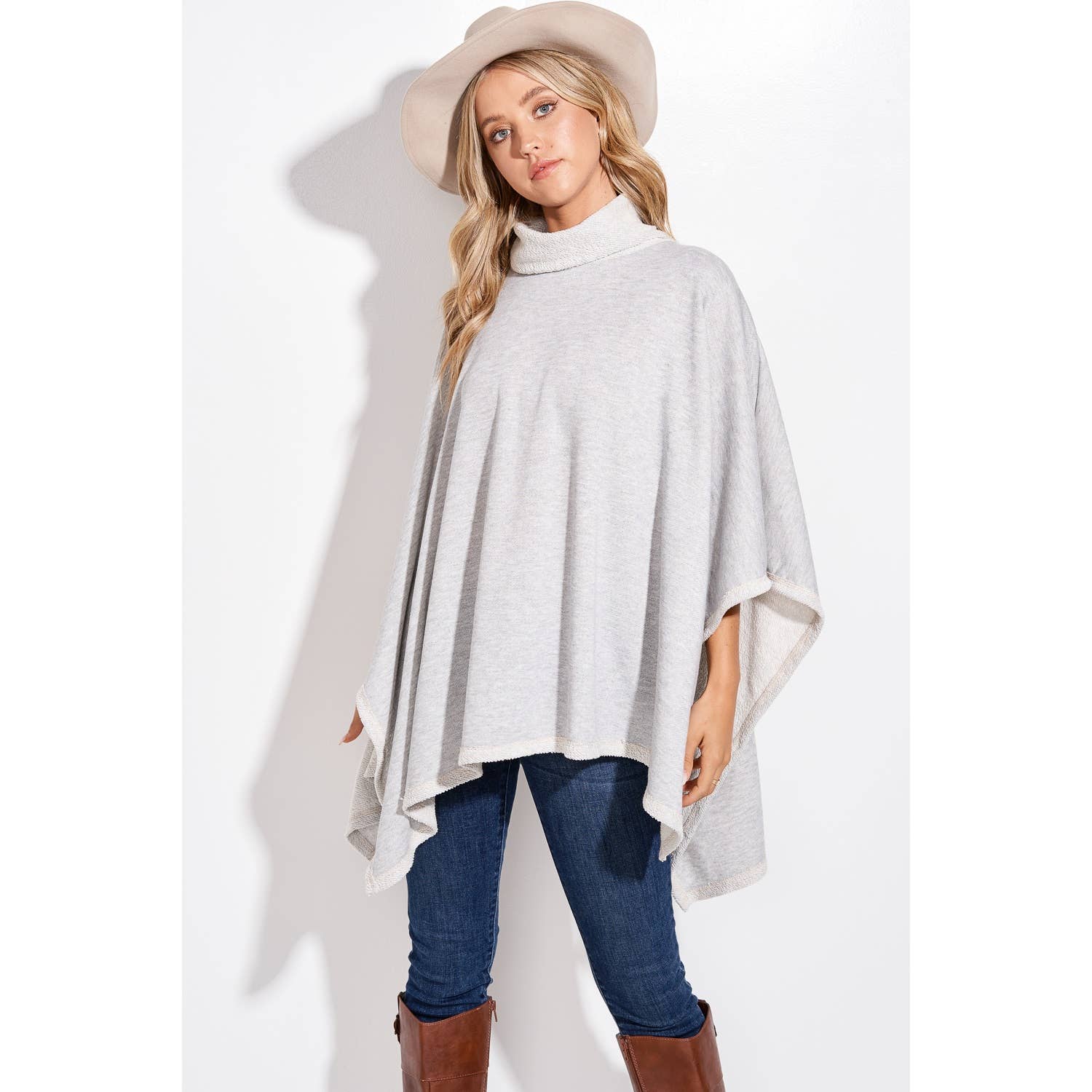 Phil Love – Großhandel Poncho – Damen – Solider Poncho mit Rollkragen3